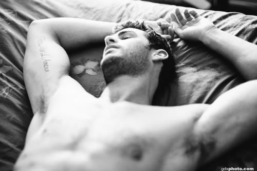 shirtlessboys:  Chris Salvatore by Gabriel Gastelum 