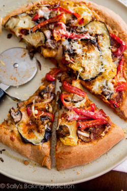 craving-nomz:  Roasted Vegetable Whole Wheat Pizza