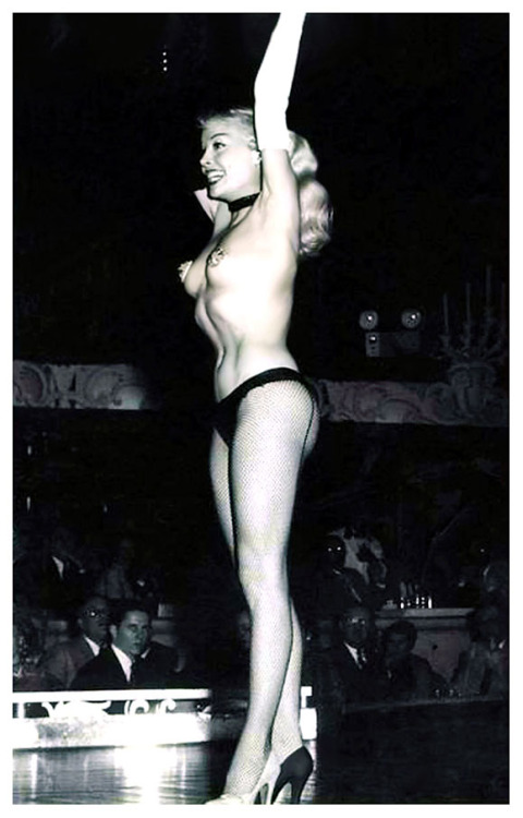 Lee Sharon Performing on stage at NYC’s famed ‘Latin Quarter’ nightclub..