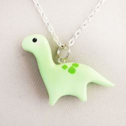 cute-thangsss:   T-rex Cellphone Case  Dinosaur Necklace  Dinosaur