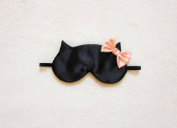 cat-sessorize:Big Bow Cat Sleep Eye Mask Cat-sessorize!  Want!