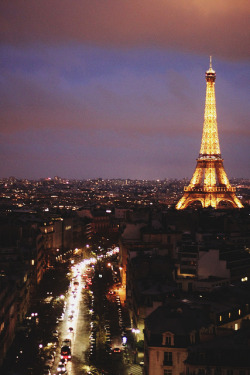 oescritor:  Paris by Rebecca Sather on Flickr. 