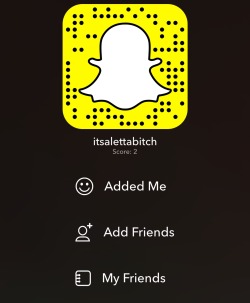therealalettaoceanxxx:  So I’m finally on snapchat guys! Follow