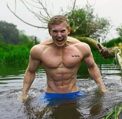 broodingmuscle:Come on in, big bro, the water’s safe. I’ve scared off anything dangerous.