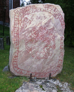 baccusblog:  Viking Runes