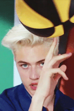 modalo: Lucky Blue Smith by Shxpir.