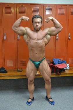 I always like to see other bodybuilders wearing Vibrams.