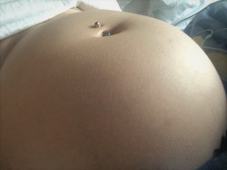 swollenbellygirl:  Lil’ round morning belly 