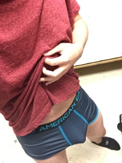 waistbandboy:  Nothing like a cute pair of underwear! 😛