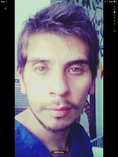 runskape-blog:  Yo me lo comi…puta que es rico el wn…y le gusta a pelo!