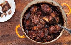 guttaman1: Red Wine-Braised Short Ribs Bon Appetit Magazine,