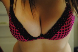 w0uldnt-y0u-like-t0-kn0w:  topless tuesday. -my favourite bra