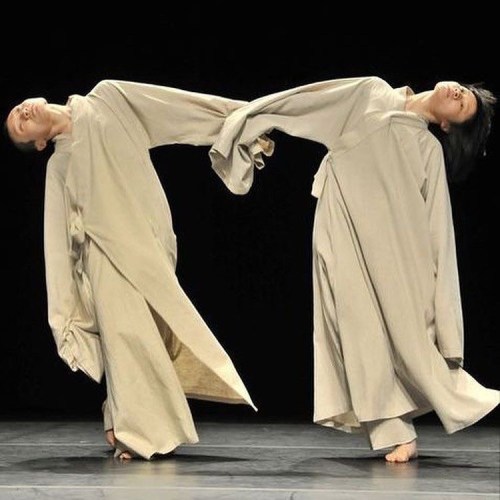 maggieontherocks:  @taodancetheater via @louisrubihttps://www.instagram.com/p/CMAY5zaAUZk/?igshid=xrttgd65z991