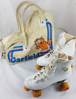 ebaygarf:  Vintage Garfield White Roller Boots And Carry Case