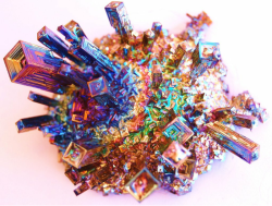 sweetdeffectt:Bismuth crystal.