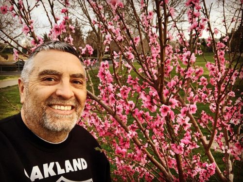 The old grey man and the fresh pink bloom. #springiscoming  https://www.instagram.com/p/CL_CVtBrqKE/?igshid=s1b04p6n7ihm
