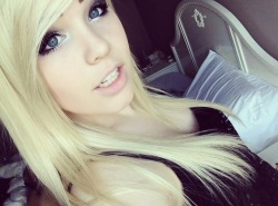 m0rphinee:  I like my hair today idk  well , i like pretty much