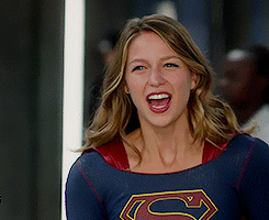 reyes-robbie:  #Nervous Alien   Melissa Benoist as Kara Danvers in Supergirl (2015 tv series)