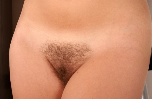 otk503dd:  slavetogirls:  Just ask yourself, “What would my vagina want”  this naughty girl needs a shave ….and a smacked bottom. 