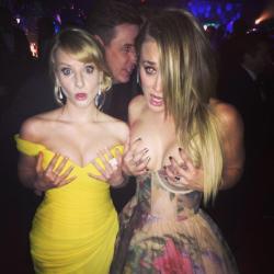 nude-celebz:  Kaley Cuoco with Melissa Rauch squeezing their