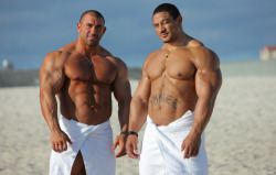 joeysilverado:  Jimmy Atienza and Roelly Winklaar on the beach,