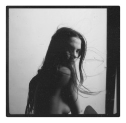 neonizedbelgian:  Polaroid Test by Charlotte Abramow, Les Gobelins,