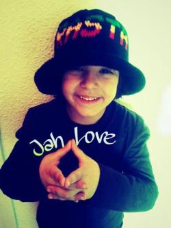 lalalala♥ jah love!(: