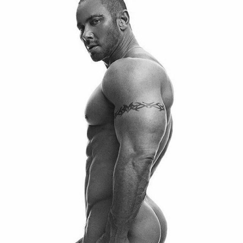 nippig:  Scott Cullens - Part. 5  http://nippig.tumblr.com/archive http://nippig.tumblr.com/post/129919348845/scott-cullens-part-4 http://nippig.tumblr.com/post/129677697630/scott-cullens-part-3 http://nippig.tumblr.com/post/129456029990/scott-cullens-par