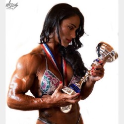 lv4femalemuscle:  Nice