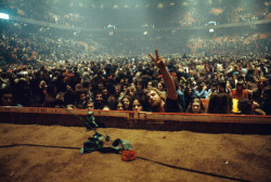 aconversationoncool: Neil Young, Philadelphia, 1973. photo by