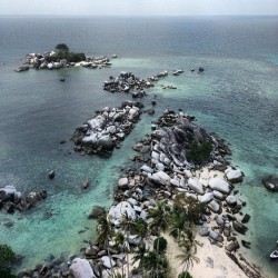 wheredoyoutravel:  Surga Tersembunyi (Lengkuas Island) by sukocoo