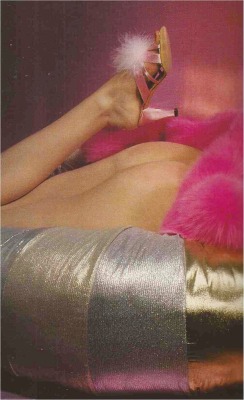 saloandseverine:  Paris Vogue 1983, La soir a New York by Guy