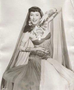 vintagebellydance:  Hollywood actress Eleanora Parker, Most likely