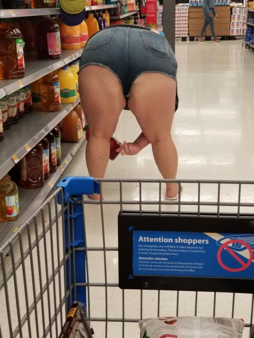 dixiestylez:  More Walmart fun
