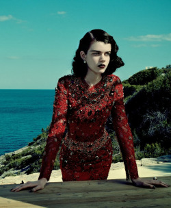 stormtrooperfashion:  Antonia Wesseloh by Jacques Olivar for Marie