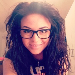 ceeifyoufindvee:  Hi followers. Dis my face, for those who don’t