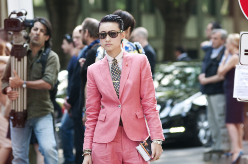 aubre-rose:  yamino:   Madame Esther Quek, Group Fashion Director of The Rake and Revolution magazines (Middle East).  I’ve seen photos of this lady around Tumblr before with no credit! Nice to finally have a name for that face. <3  Never not reblog