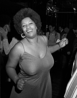 accras: Toni Morrison dancing at a disco party in New York. March