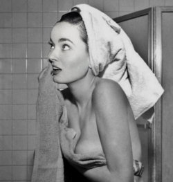 right-in-your-eye-candy:Ann Blyth https://painted-face.com/