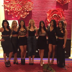 meanwhileinvegas:  All my ladiezzzz 💁🏻 #vegas #paintthetownred