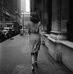 :  Walk this Way: 43rd and 5th. New York City. 1946.Photographer:
