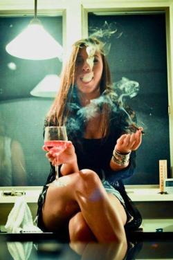 legendary-swag:  Puff Puff Pass, girl…..sharing is caring……..