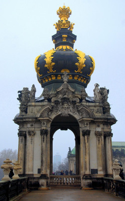 marcelenur:  Crown Gate at Zwinger, Dresden (by RC Designer)