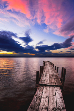 italian-luxury:  Magic Sky, Lake Bolsena, Italy