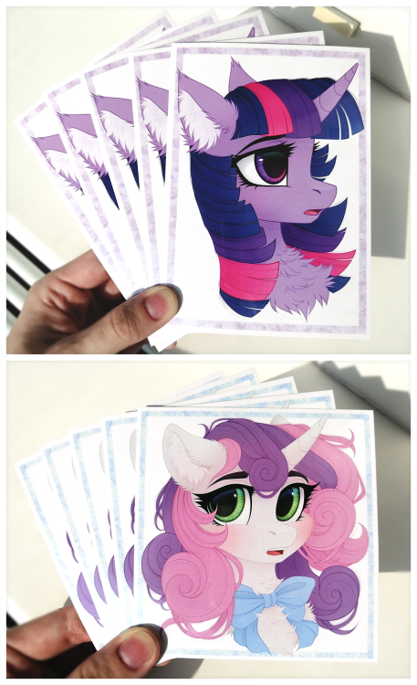 vird-gi:I’ve got actual prints (with glossy lamination, yay),