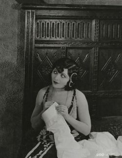 Pola Negri