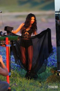 smg-news:     [HQ] Come & Get It - Behind The Scenes For