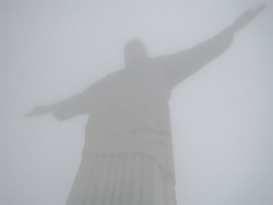 sadbutstillhorny:  un-pale:  3000-milesfromyou:  ☁Ｆｏｇｇｙ