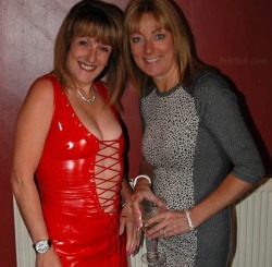 Charming British Mature Lady Pandora in Another One of Her Amazing
