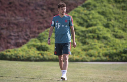 maleathletessocks:Football. Leon Goretzka.